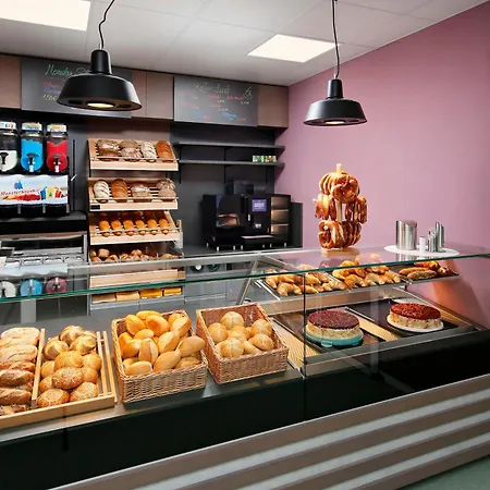 Knaus Campingpark Tatil parkı Bad Dürkheim